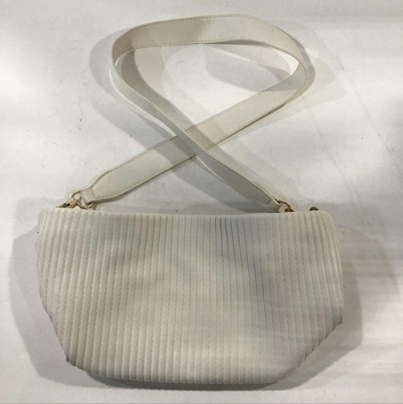 Super Soft pleated white leather Shoulder bag w/ Snap Closure +zipper pocket - Picture 1 of 8